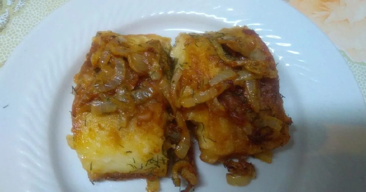 Жареная рыба в луке. Рыба по ленинградски. Карп жареный с луком. Рыба жареная с луком по-ленинградски. Рыба жареная с луком по-ленинградски.