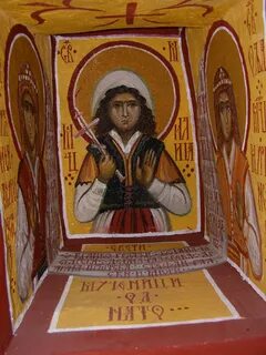 Икона закрывают
