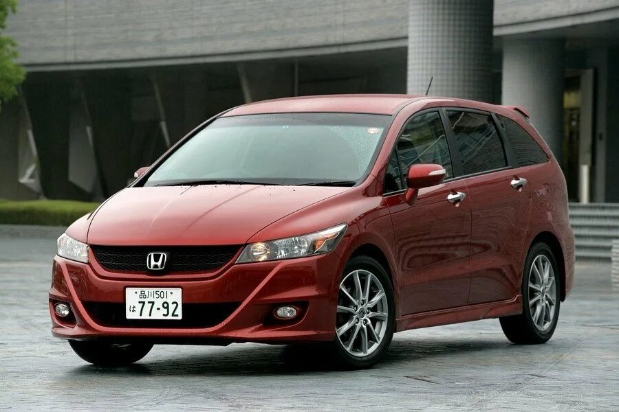 Honda stream 2. Хонда стрим 2 поколение. Хонда стрим 2018. Honda Stream rsz 2018. Honda Stream 2 поколение 2006.