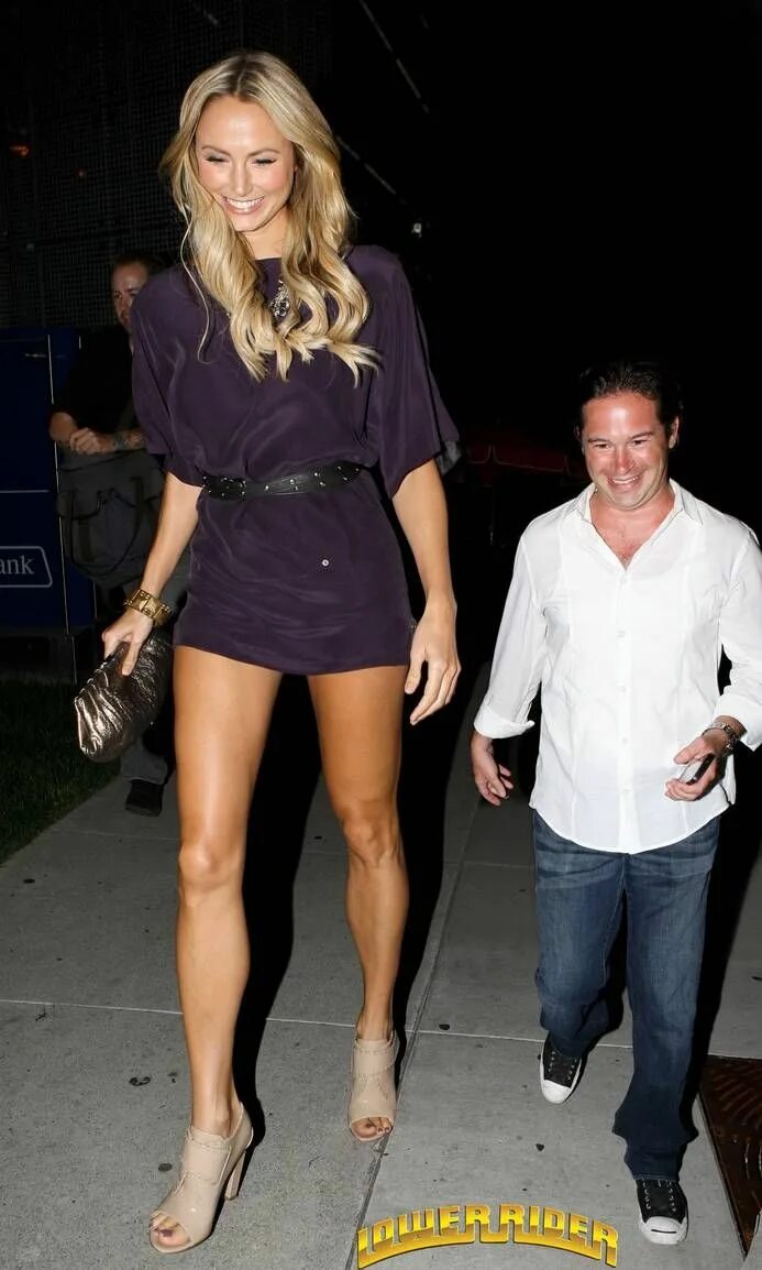 Высокие женщины. Высокие крупные девушки. Крус сильва. Бразилия элисани да крус сильва. Невысокие видео.