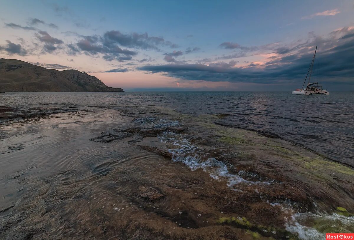 пляж волны. морской бриз байкал. георгий дмитриев, средиземное море. художник жорник олег викторович. теплый прибой.