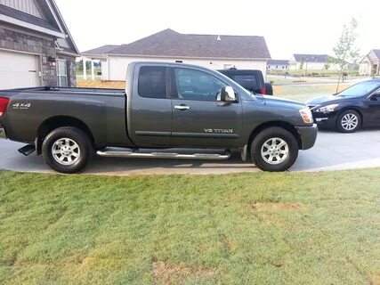 Nissan Titan 2005 Pickup King Cab LE. 