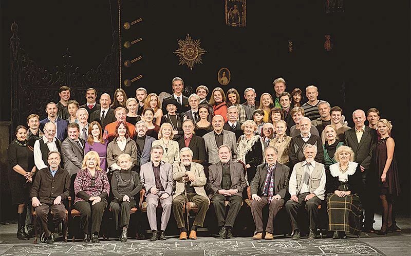 театр сатиры актерский состав. театр сатиры спектакли. сизова театр сатиры. спектакль лес театр сатиры. пьеса бешеные деньги театр сатиры.