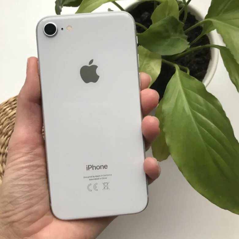 Купить айфон 8 про. Айфон 8. Iphone 8 64. Айфон 8 белый 128 ГБ. Айфон 8 64 гигабайта.