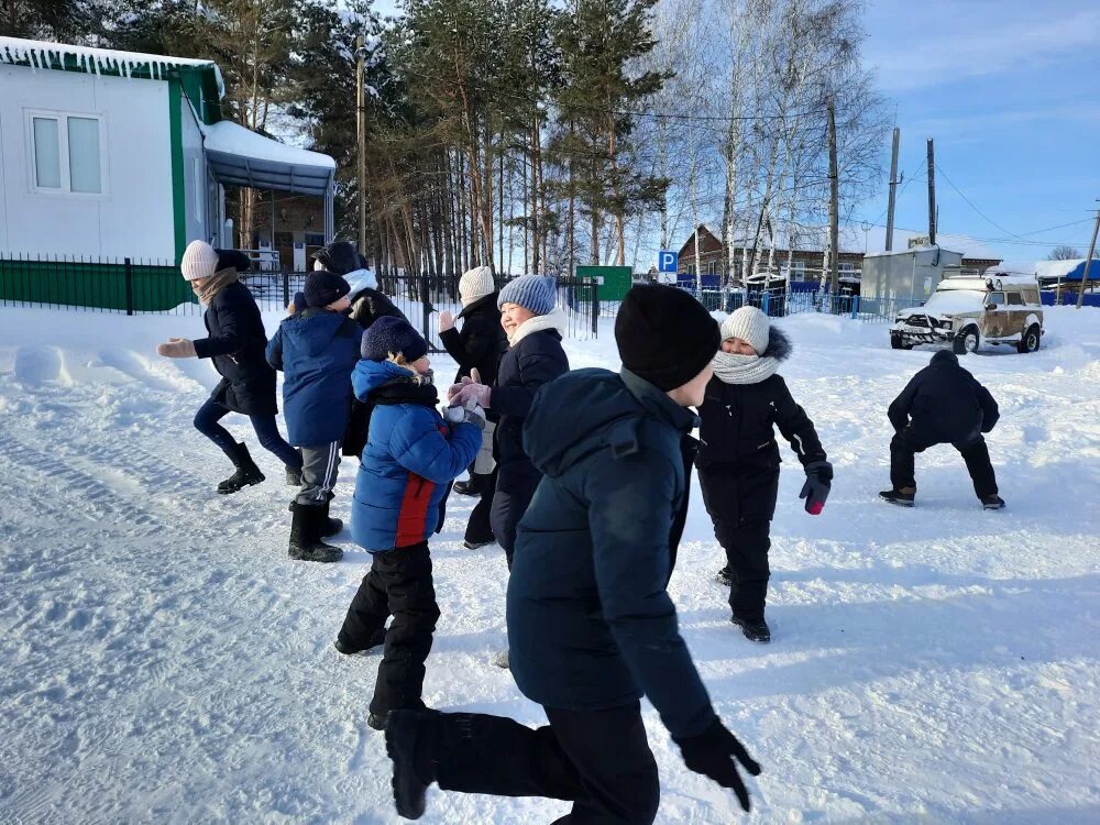 Все живое накрыло морозом. Федоровский сквер зимой.