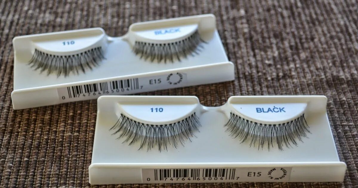 Упаковка накладных ресниц. Romanovamakeup ресницы из натурального меха a. Накладные ресницы 3д. Farres ресницы накладные. Накладные ресницы lic.
