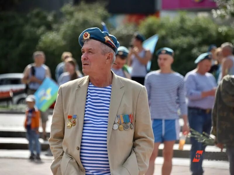 Военный пенсионер. Военный пенсионер фото. Военная пенсия. Фотографии военных пенсионеров.