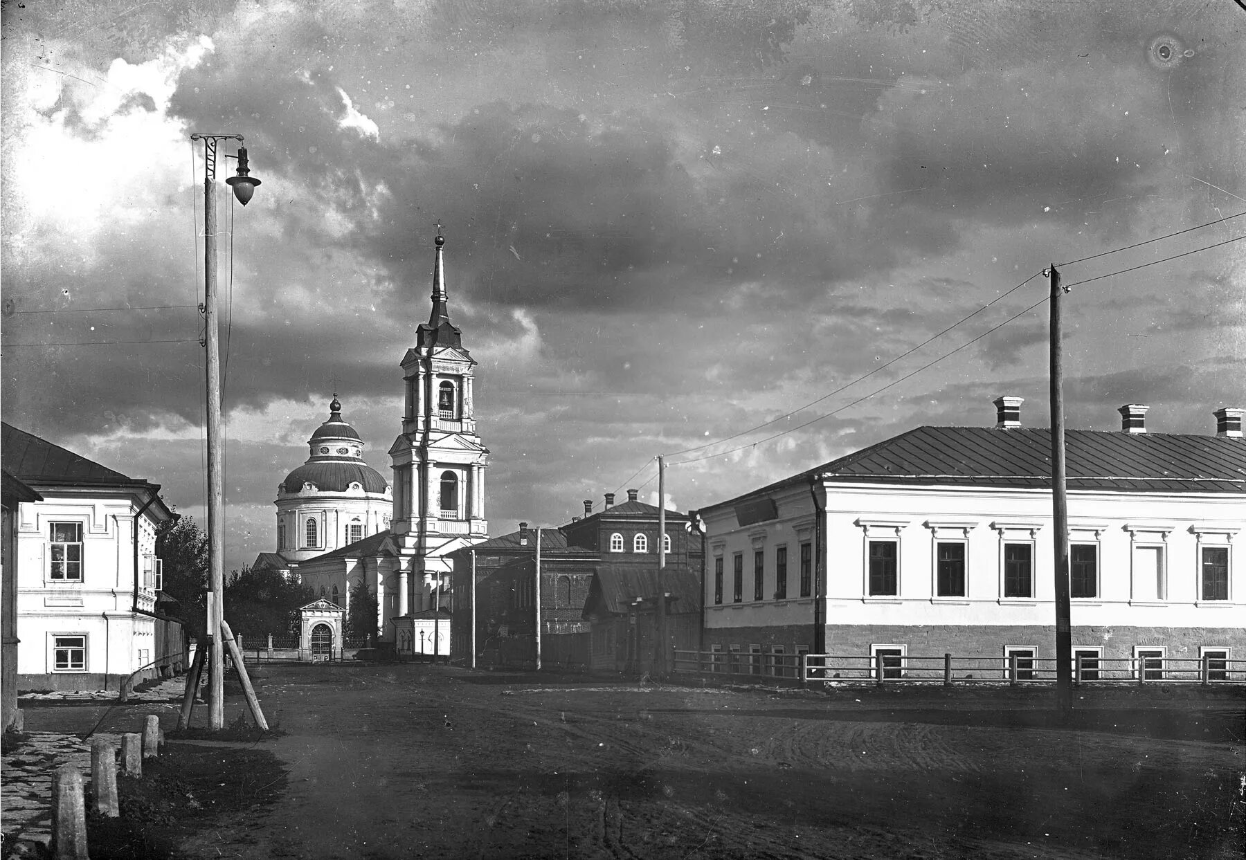 Елабуга время. Елабуга вятская губерния. елабуга 1970. елабуга старый город. город елабуга 1950.