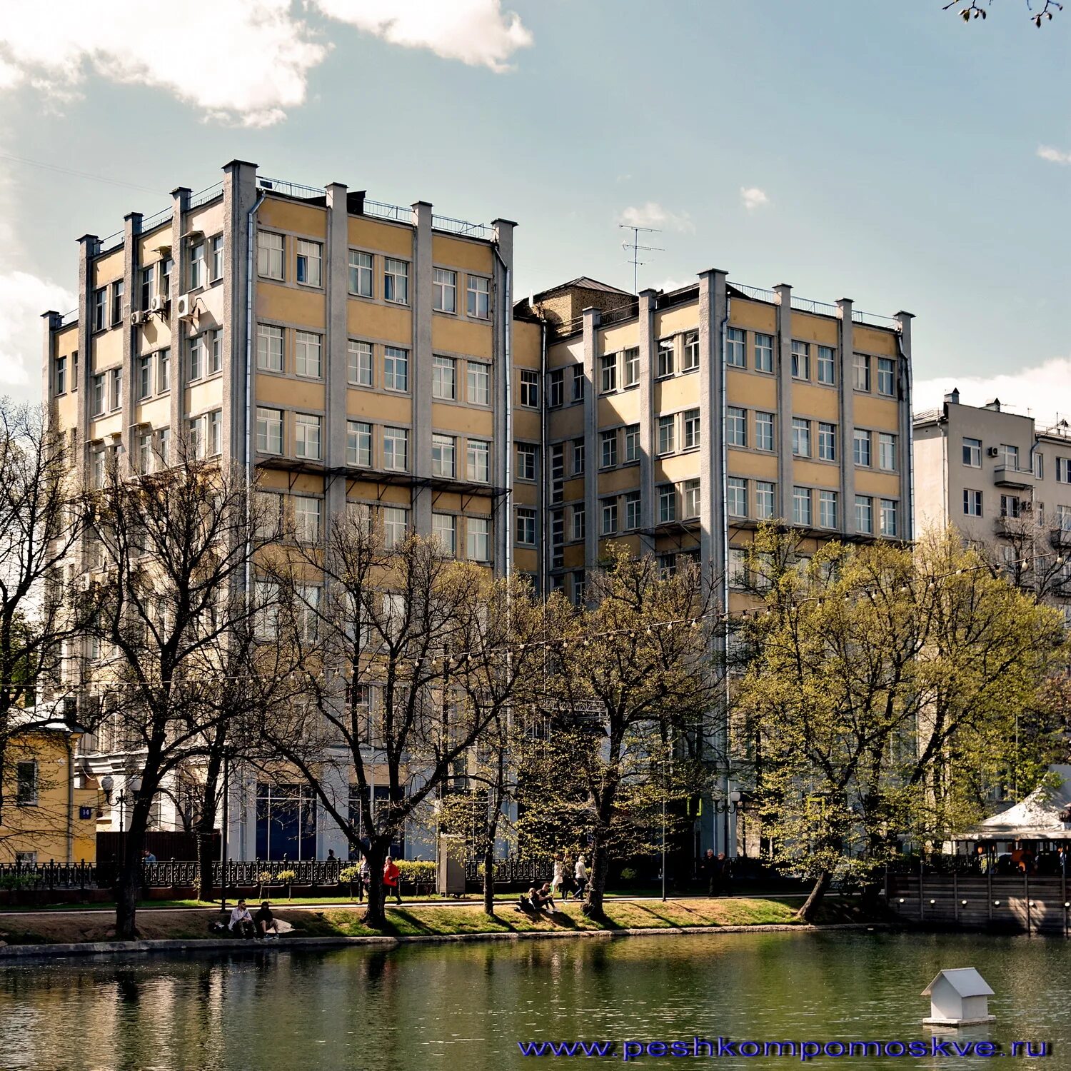 Чистые пруды бульвар. Чистопрудный бульвар 12 стр 6. Чистопрудный бульвар 12а стр 1. , 12а, стр. 1.