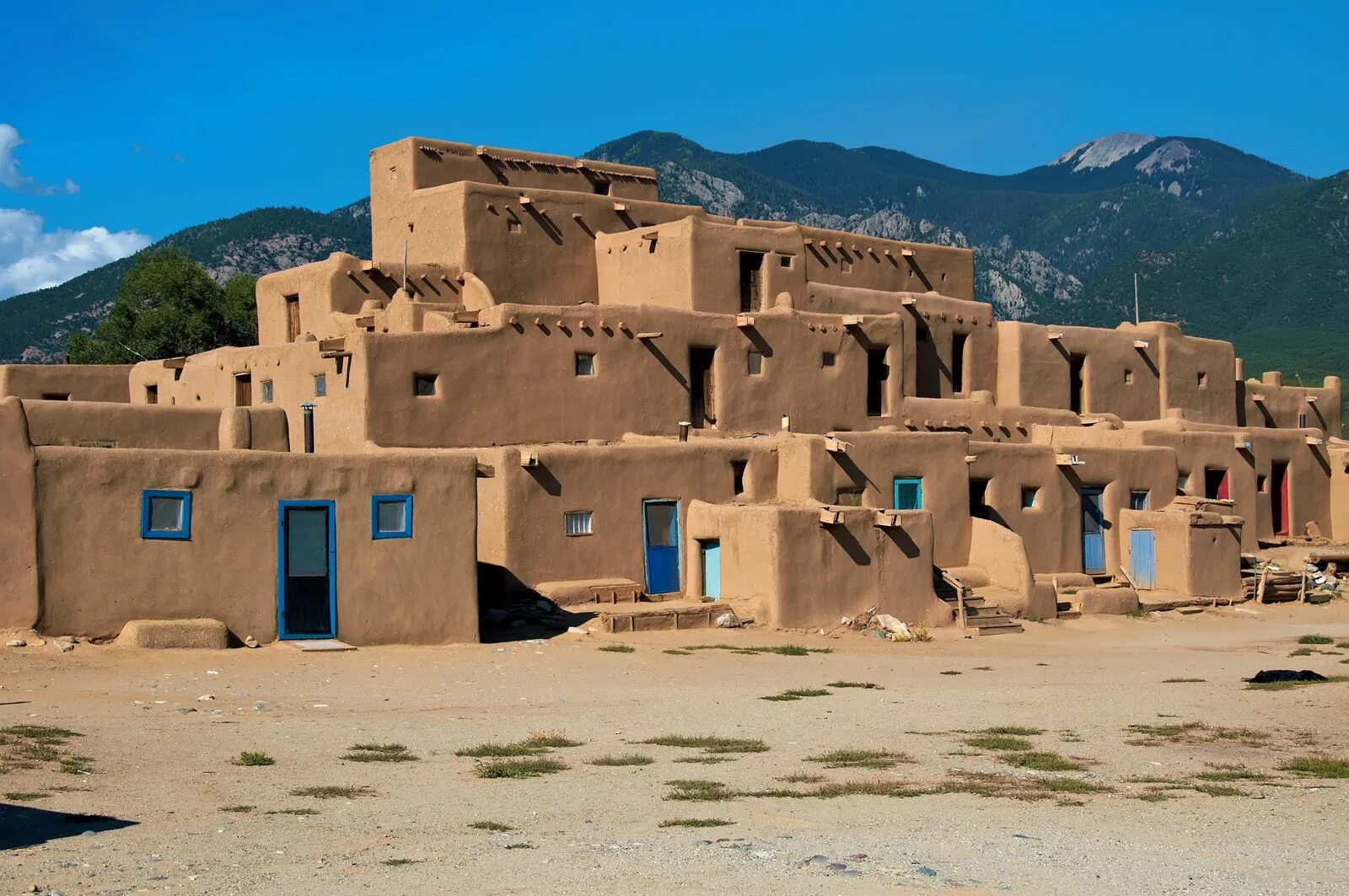 Ancient houses. Таос-Пуэбло. Таос Пуэбло в Нью. W Таос. Таос Joy.