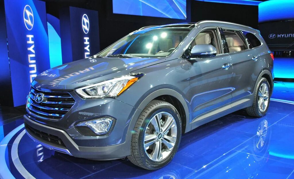 Fe 7. Хендай 7 санта фе. санта фе 7 местный. хендай санта фе минивэн. hyundai santa fe 7 мест.