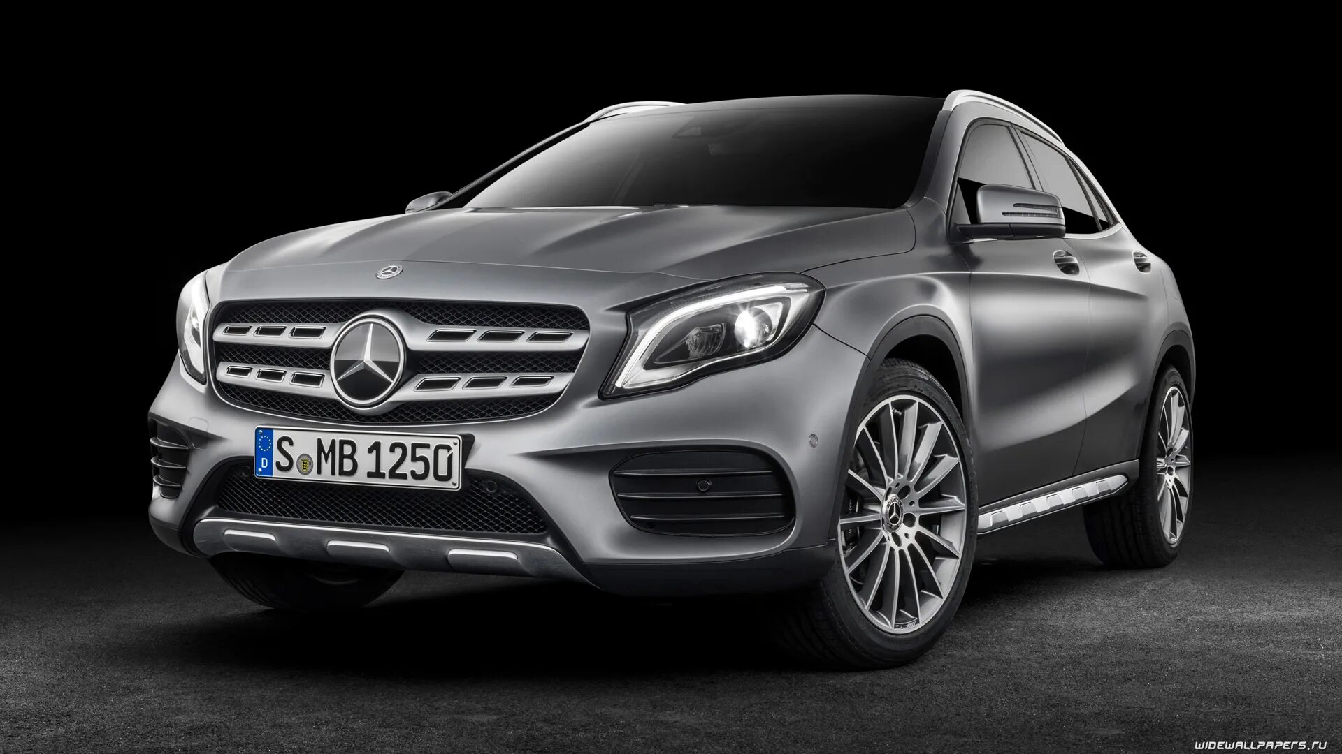 Мерседес бенц купить новый. Mercedes Benz GLA 250 4matic. Mercedes GLA 4 matic. Mercedes GLA 2018. Mercedes Benz GLA 250 AMG.