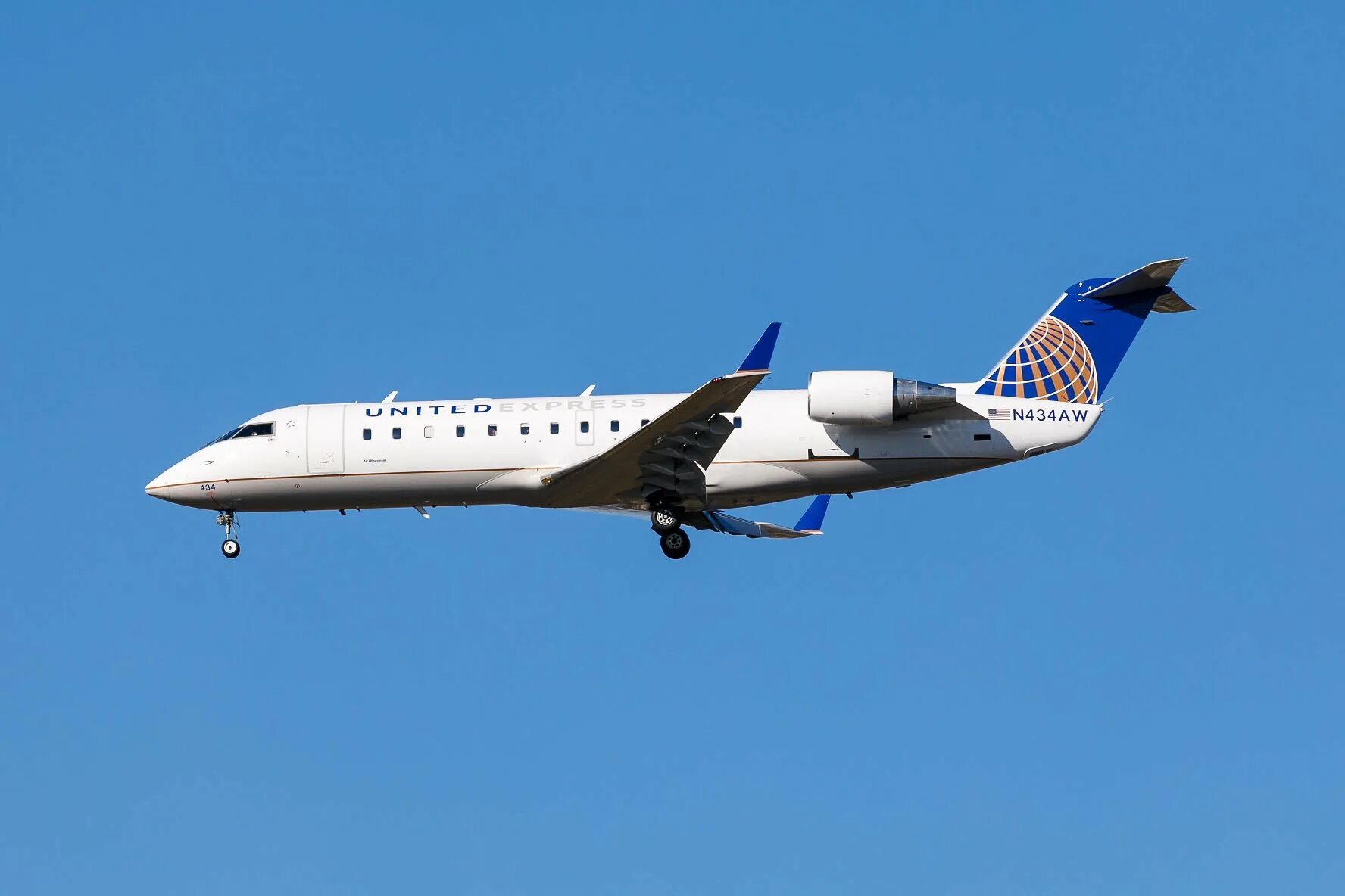 Bombardier Regional Jet 200. Canadair CRJ 200. Jet CRJ-200. Canadair (Bombardier) Regional Jet 200. Самолет canadair crj 200