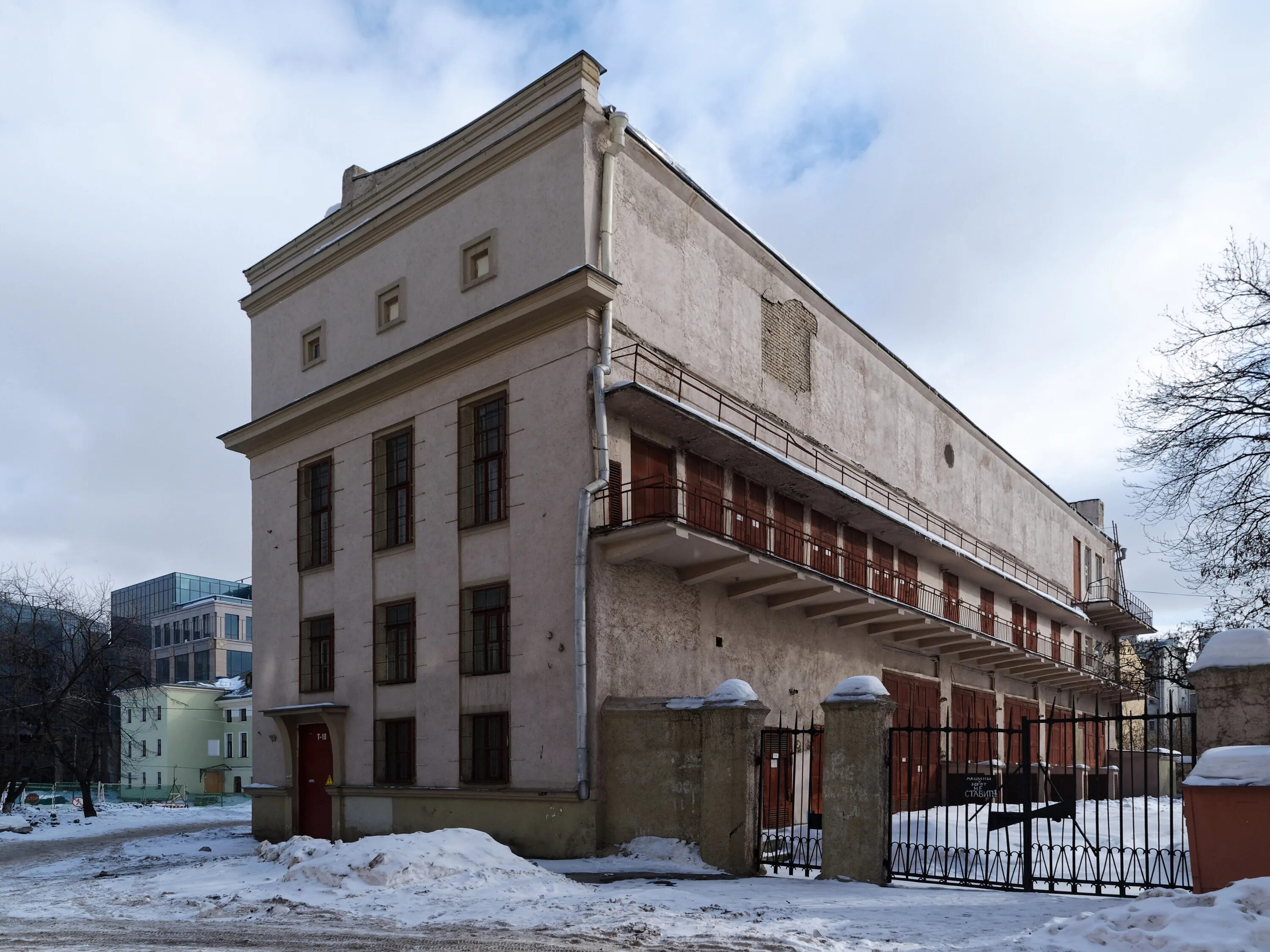 Большая татарская метро. Подстанция Московского метрополитена. Тяговая подстанция Московского метрополитена. Электроподстанция Московского метрополитена. Центральная тяговая подстанция т-3 Московского метрополитена.