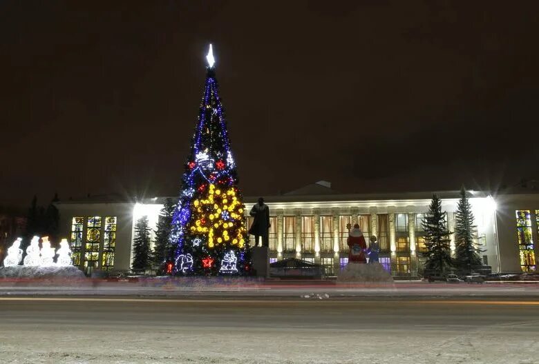 елка победы площадь победы 3 отзывы. витебск центральная площадь. елка победы 2021. площадь победы северодвинск. площадь победы калининград новый год 2022.