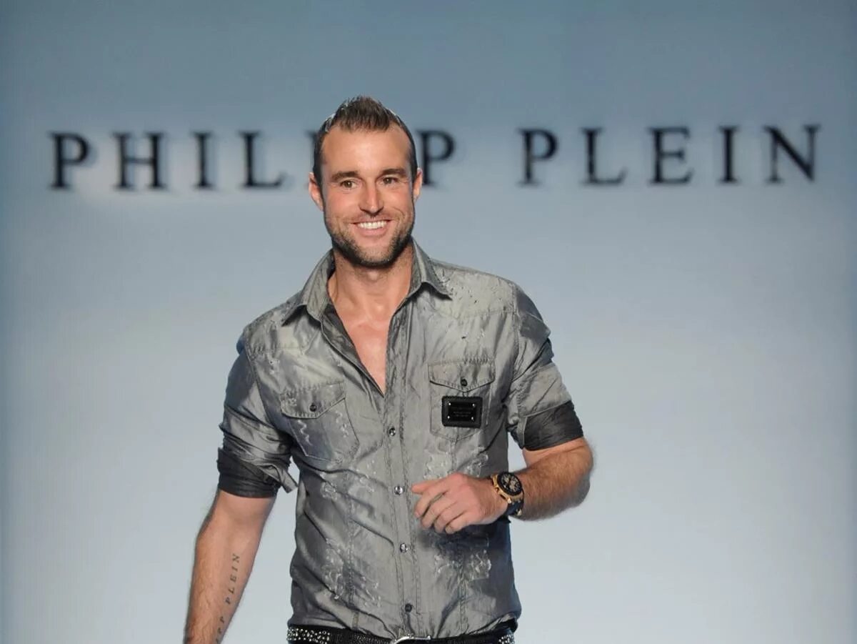 Филип плейн сайт. Филип Плейн создатель. Philipp plein модельер.