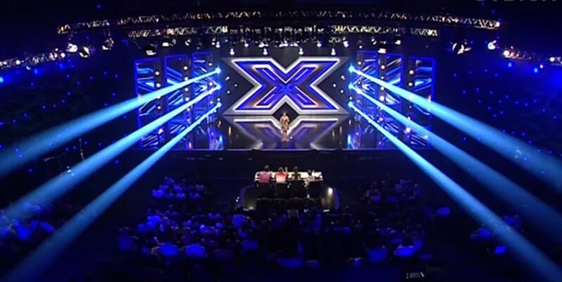 X фактор ведущие. Х фактор участники. Х фактор 2000. Шоу x factor. Х фактор луч.