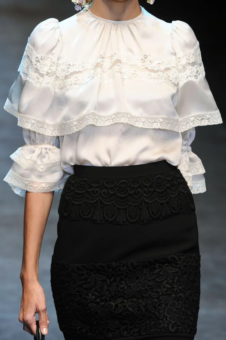 кружевная оборка на платье. True decadence платье черное. шифоновое платье с кружевом. юбка с кружевными оборками. винтажные платья с кружевом.