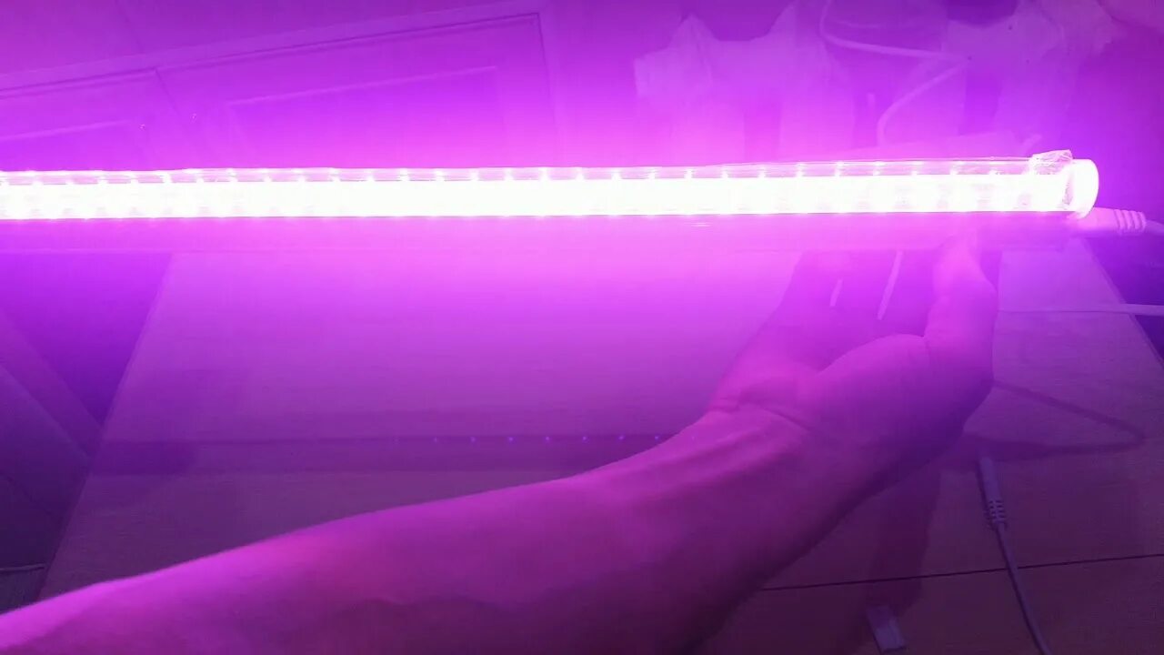 фитолампа ultraflash lwl-2014-04cl. светильник светодиодный для растений lwl-2014-04cl. светильник фито ultraflash lwl-2014-01cl. светильник светодиодный для растений demmax lwl-2014-04cl. светильник фито линейный 9вт т5 570х35х26мм ip20 ultraflash lwl-2014-04cl.