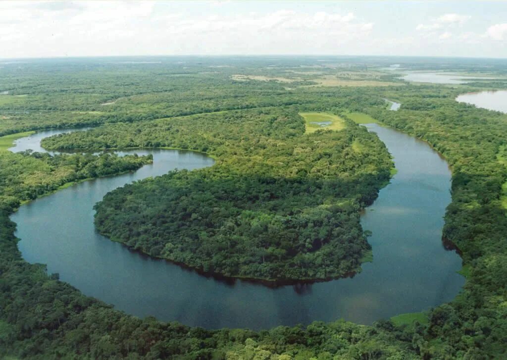 Река на юге страны. Река Парагвай. Парагвай река Парана. Река Рио Парагвай. Река Парана Южная Америка.