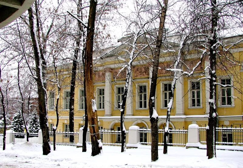 Городская усадьба маршака. Усадьба Боткиных в Петроверигском. Усадьба Тургеневых - Боткиных. Дом Боткина в Петроверигском переулке. Усадьба Боткиных на Земляном валу.