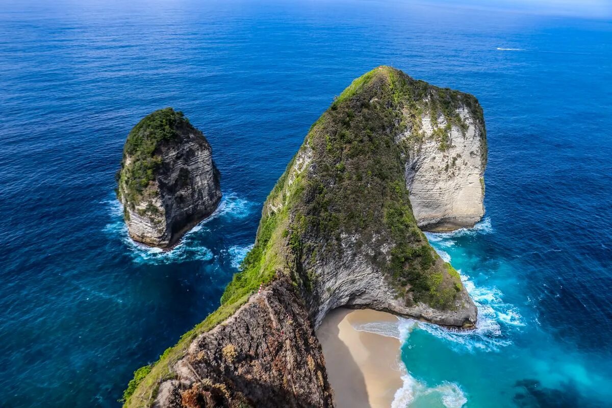 Nusa penida бали. Бали нуса пенида отели. Nusa penida бали. Остров нуса пенида. Пляж нуса пенида бали.