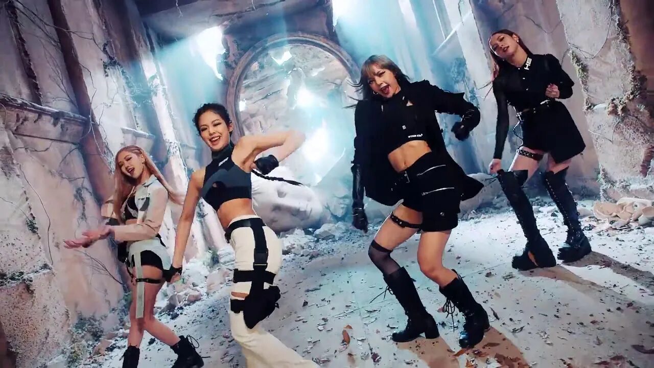 Зис лове песня. BLACKPINK Дженни Kill this Love. BLACKPINK Kill this Love Розе. Блэк Пинк Kill this Love Розэ. Блэк Пинк Kill this Love Jisoo.