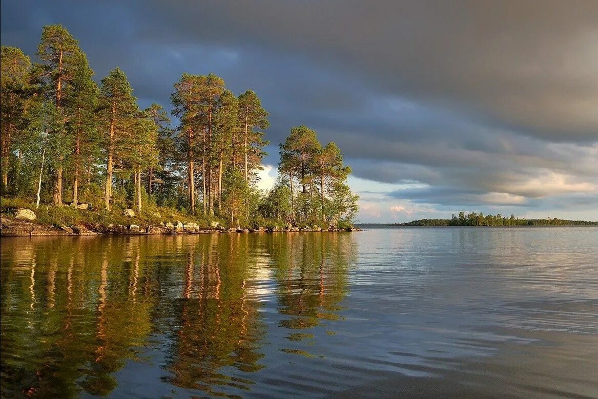 Причины большого количества озер в карелии. Озеро Кереть. Лоухское озеро Карелия. Лоухи Карелия озера. Кереть Карелия.