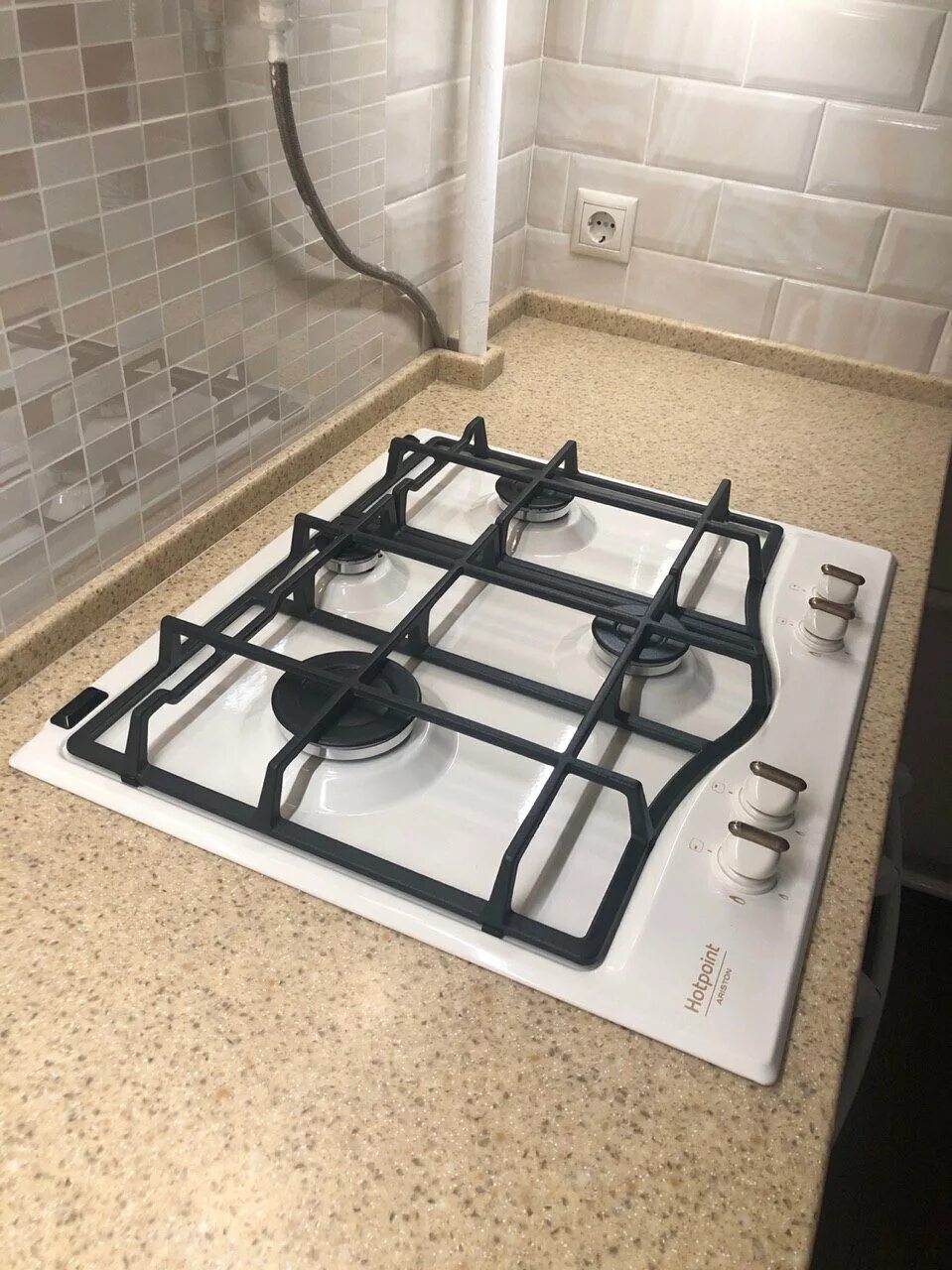 аристон газовая панель 4 х конфорочная встраиваемая. газовая варочная панель hotpoint-ariston pcn 641 ix. газовая варочная панель hotpoint-ariston pkl 641 d2 ix. аристон газовая панель 4 х конфорочная встраиваемая. аристон газовая панель 4 х конфорочная встраиваемая.