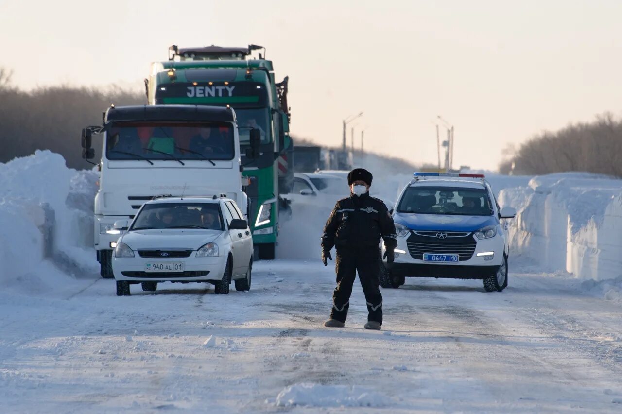 Погода в федоровке костанайской области. Обстановка на трассах Казахстана. Трасса Дальнобой Казахстан. Ситуация на дорогах Казахстан. Костанай зима.