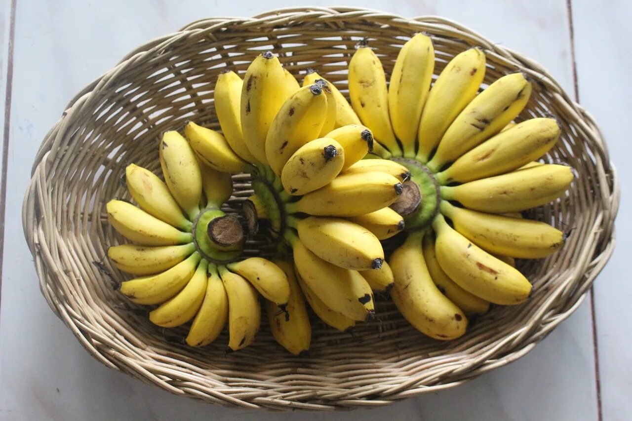 Eggs bananas. Eggs bananas