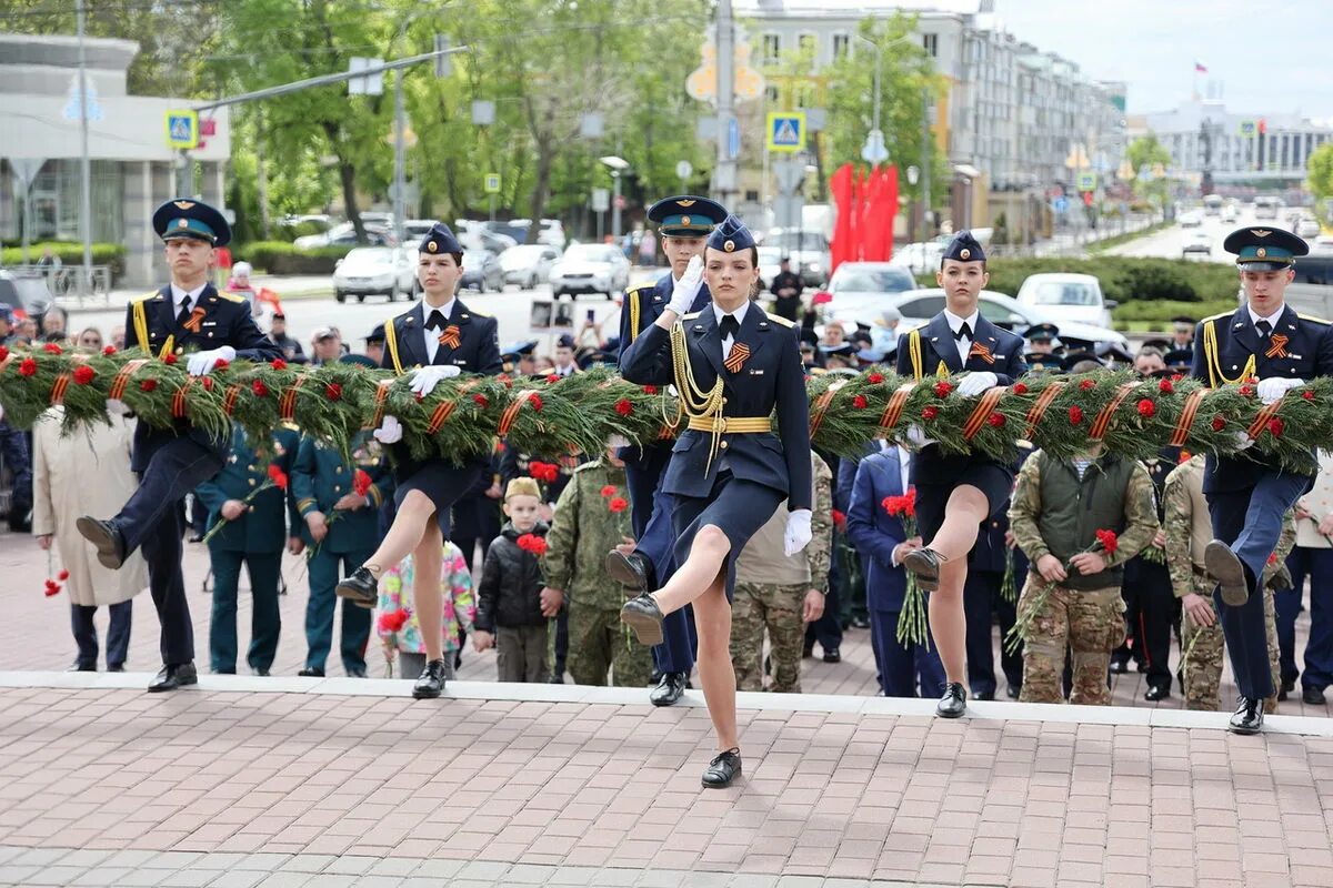 Липецк 9 мая. Липецк пробка площадь Победы. Орёл город 9 мая мероприятия. Автопробег Липецк 9 мая. Мероприятие в Липецке.