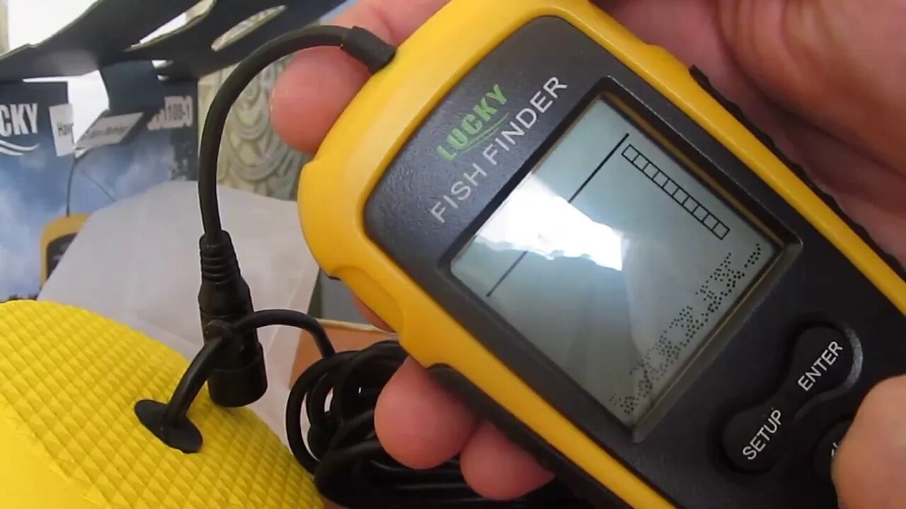 Эхолот настройка видео. Эхолот фиш файндер. эхолот китайский fishfinder. эхолот лаки фиш финдер. китайские эхолоты от алиэкспресс.