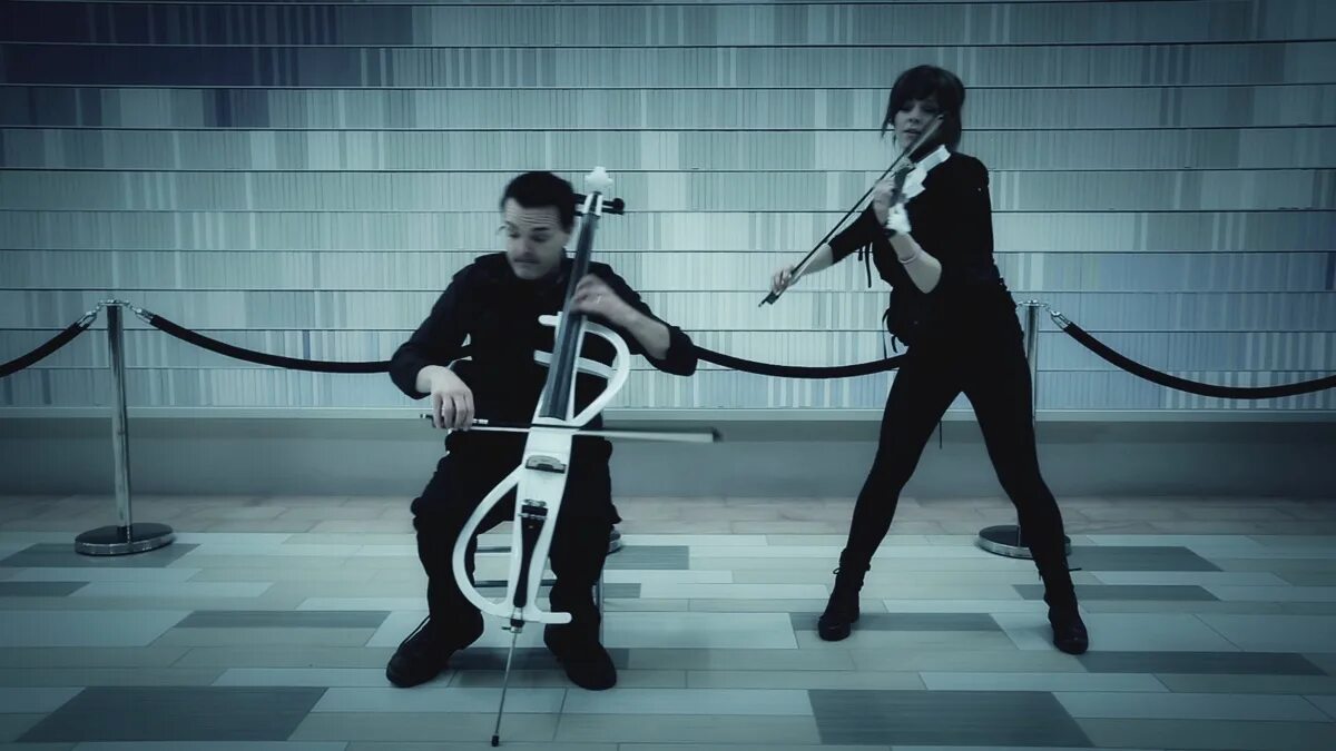 Поиск музыки клипы. Daddy yankee 2022. Группа 2cellos. Нюша 2000. Группа подтанцовки нюши.