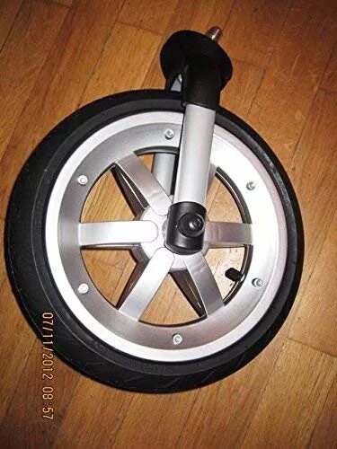 Как разобрать переднее колесо peg perego gt3
