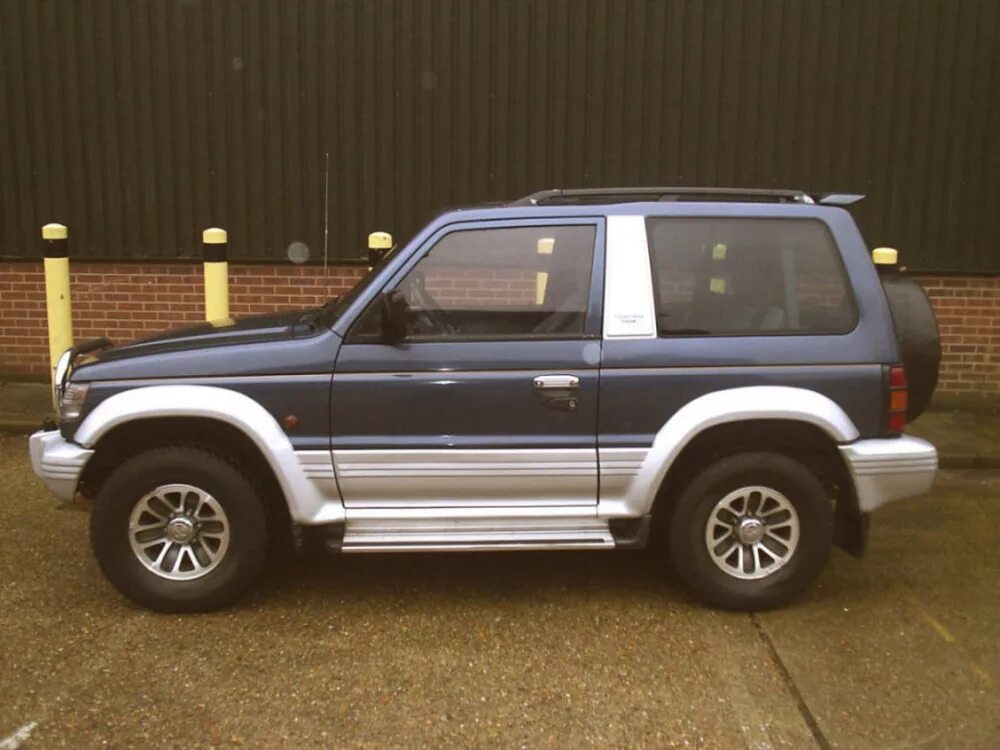 Mitsubishi pajero 1997. паджеро 2 дверная. 1994 mitsubishi pajero ii. митсубиши паджеро 2 дверка. паджеро 2 дверная.