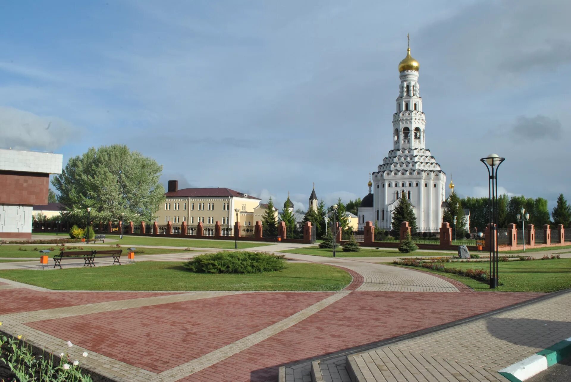 Фотографии белгородской области. Прохоровка Белгород достопримечательности. Прохоровка Белгородская область музей. Звонница Прохоровка. Прохоровский музей третье ратное поле России.