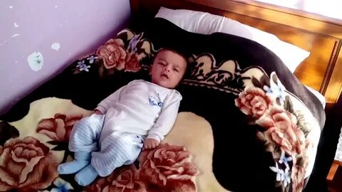 3 х месячный ребенок и отец