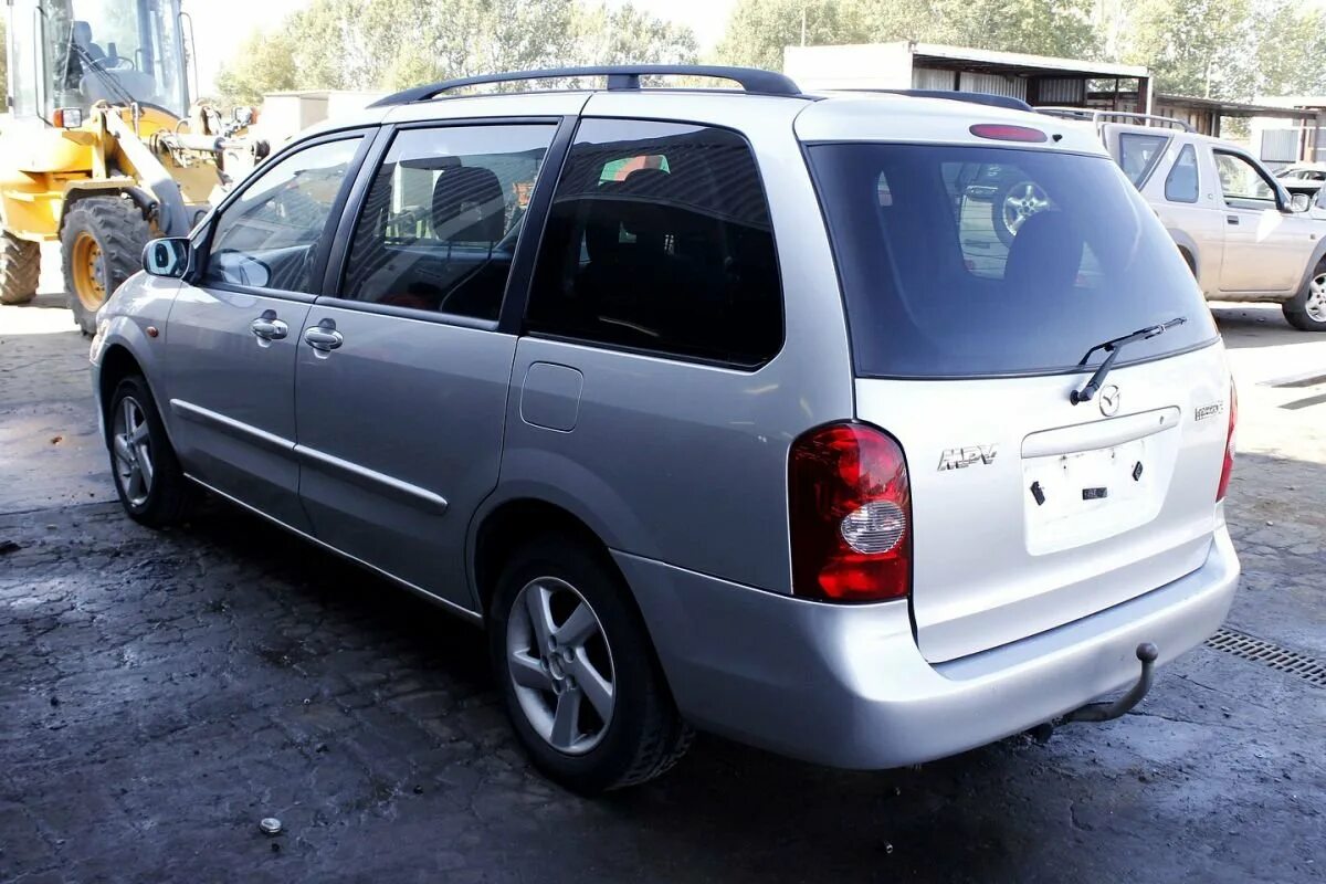 Мазда мпв 2001 лв. Мазда мпв поменять. Mazda mpv 2004. Mazda mpv lx. Мазда mpv 2004.