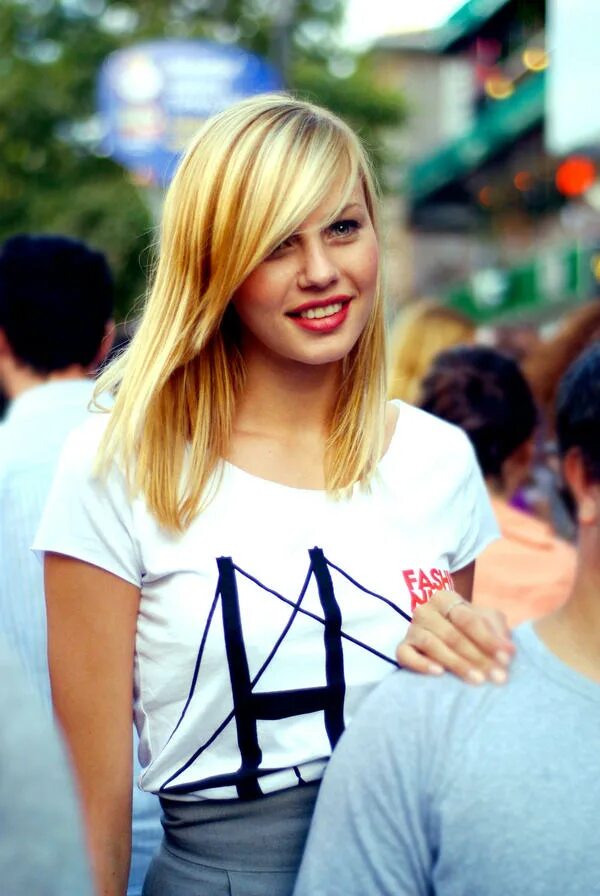 Вероника себериан моуз. Татьяна сибириан маус. Девушка никиты лола лиза. Siberian mouses 41. 1 студио сибериан моусе на лицо.