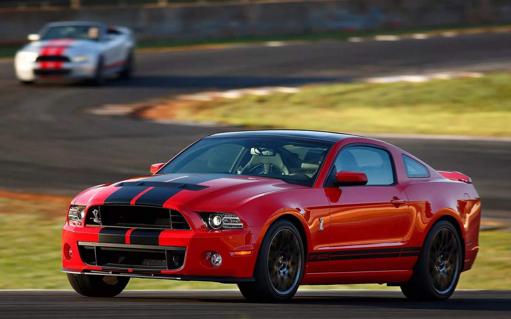 Форд мустанг видео. Форд Мустанг Шелби gt 500. Ford Mustang Shelby gt500 2013. Ford Mustang Shelby gt500 2022. Ford Mustang Shelby gt500 лаймовый.