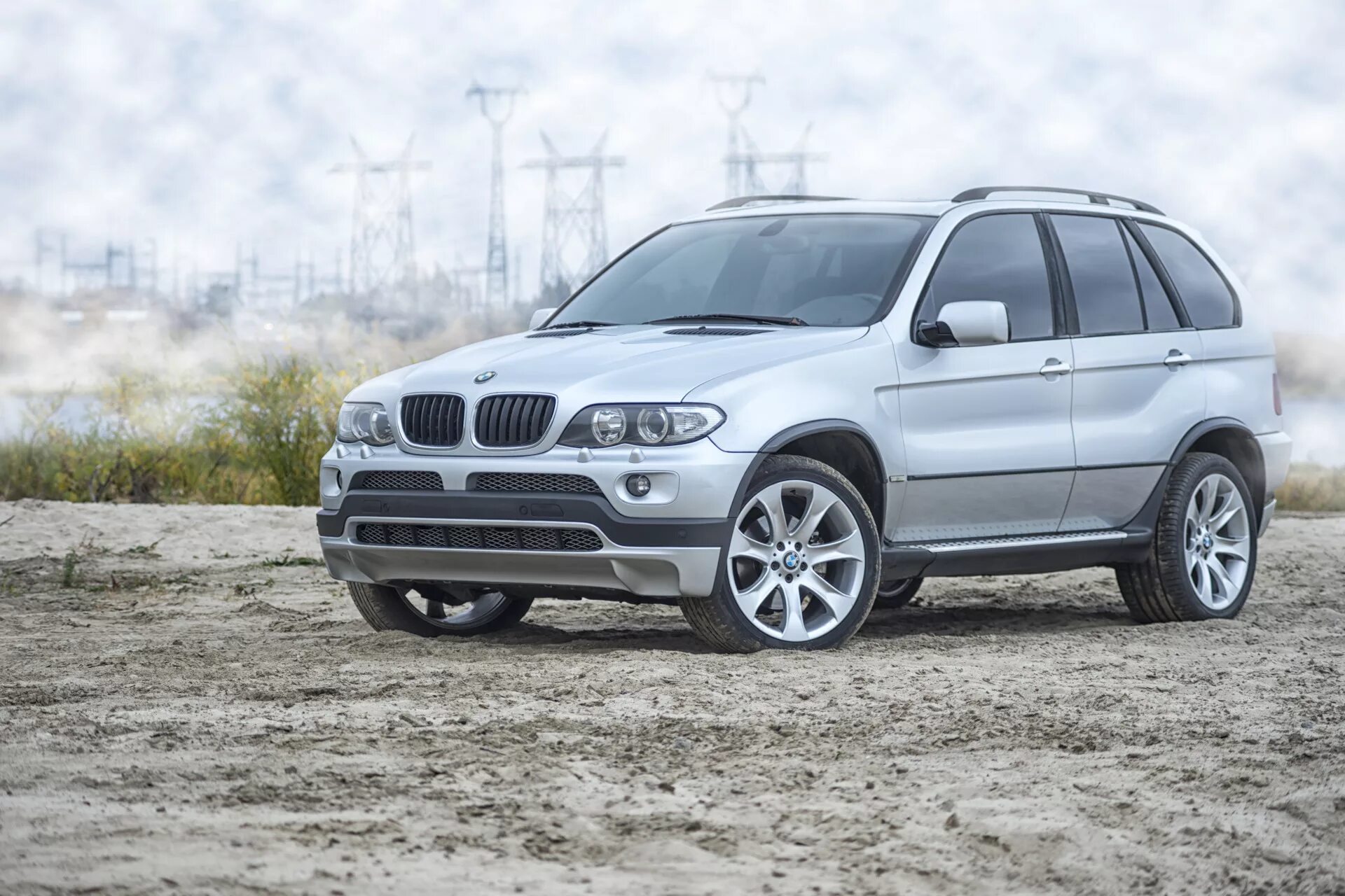 Х3 дизель купить. БМВ х5 е53. БМВ x5 е53. BMW x5 e53 серый. BMW x5 e53 Restyling.