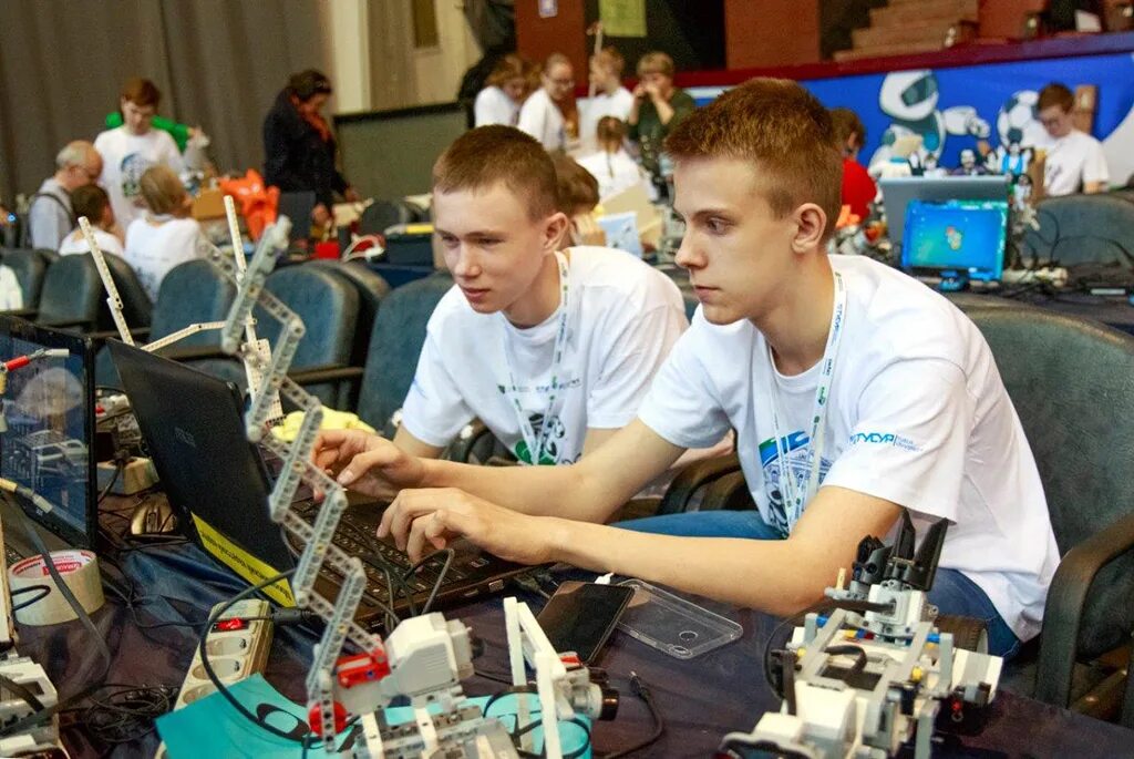 Робототехника. Робототехника для детей дошкольного возраста. Arduino для детей. Робототехника электроник. Национальный детский технопарк.