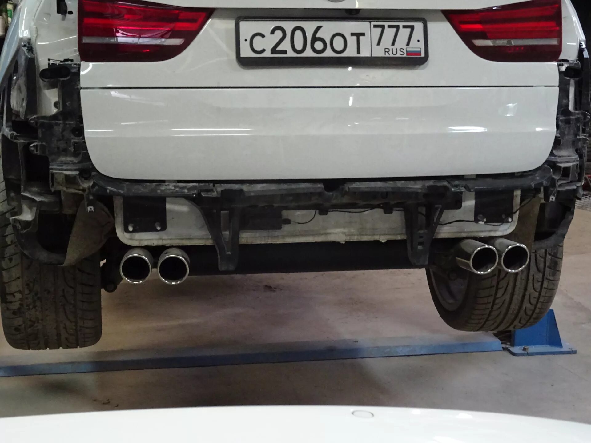 Выхлоп бмв е70. Выхлопная система бмв х5 е70 3. Выхлопная система бмв е70 дизель. Выхлоп бмв е70. Выхлоп бмв х5 е70 4.