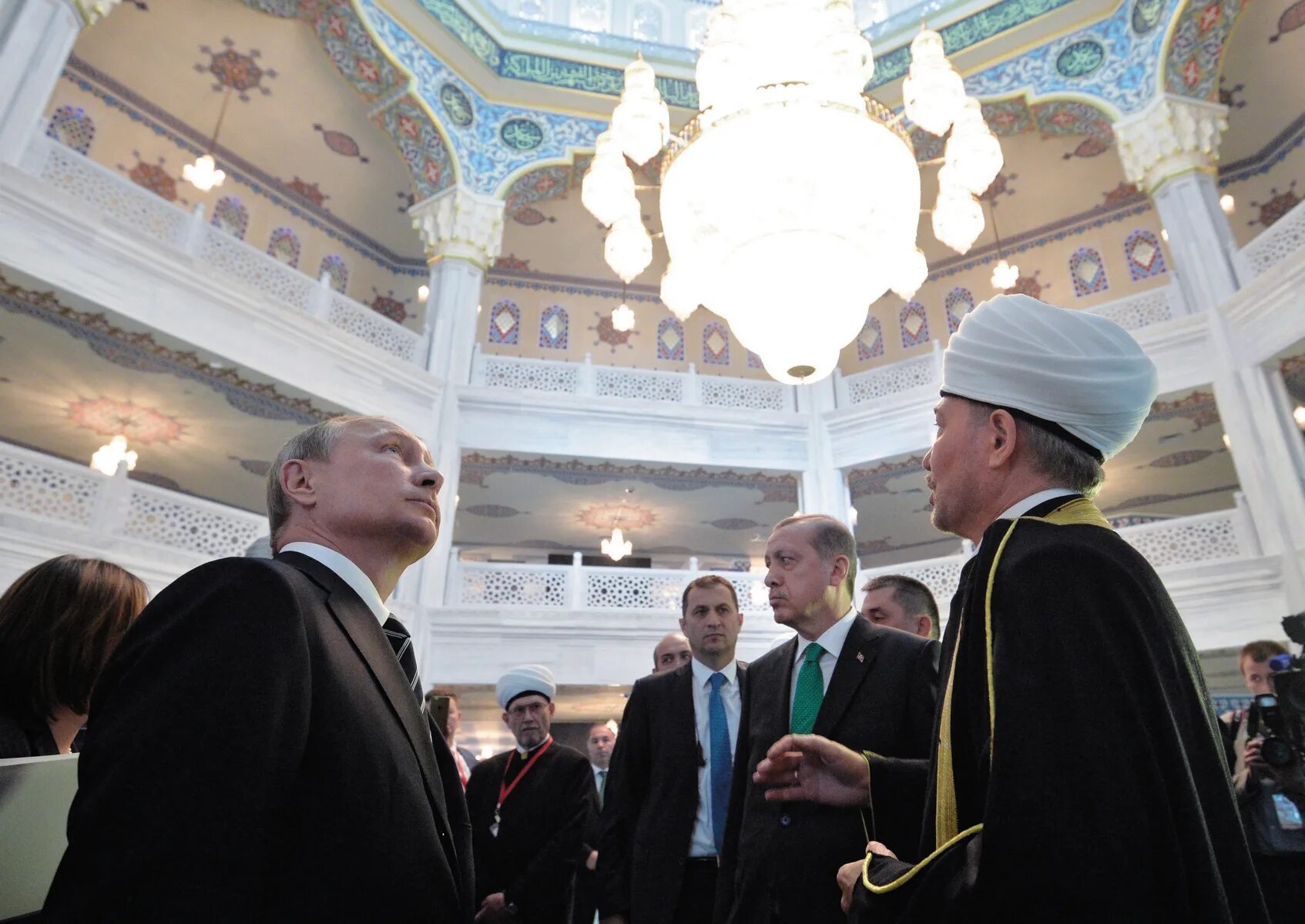 Соборная мечеть в Москве Керимов. Гайнутдин мечеть. Жизнь мусульман в россии