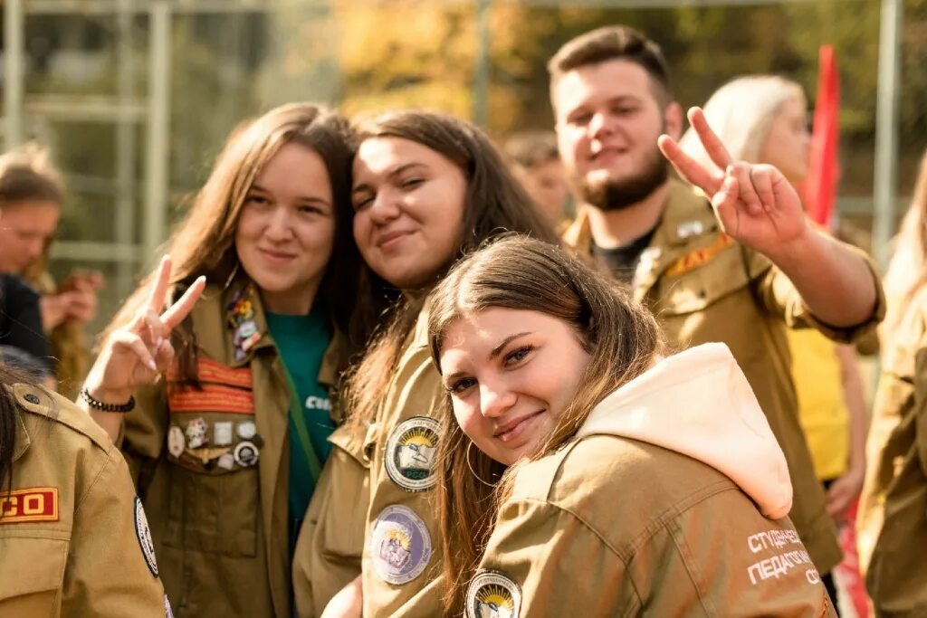 Высшего отряда. Вогу стройотряд. Студенческие строительные отряды вологды. Высшего отряда. Отряды это стиль.