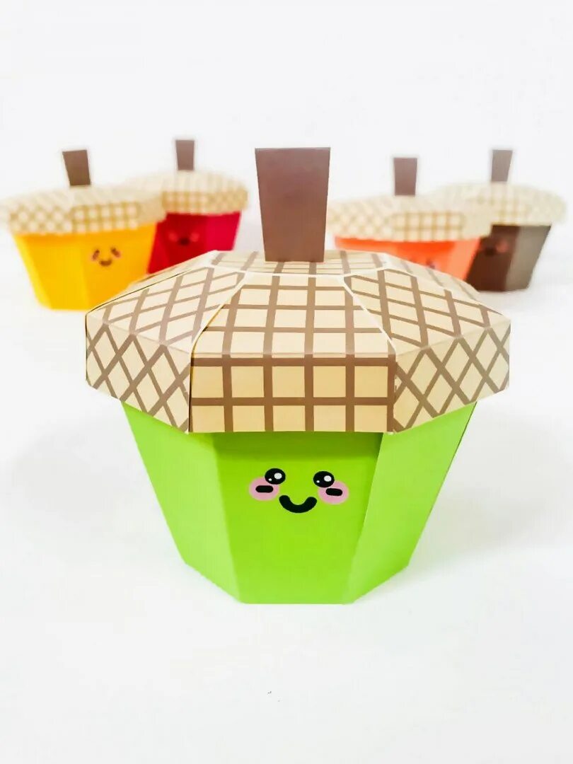 желуди из бумаги своими руками. коробочка желудь. коробочка желудь. поделки из бумажных коробочек. оригами желудь из бумаги.