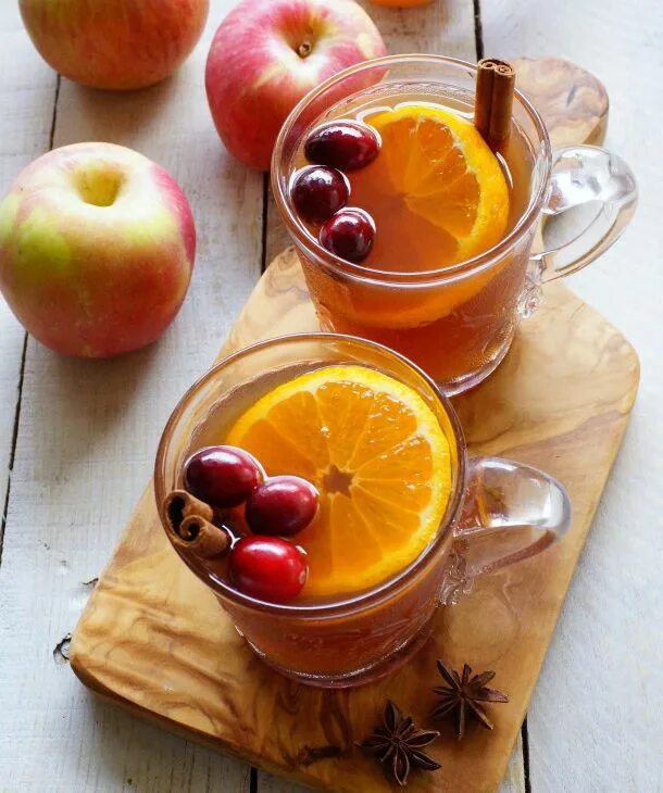 Напитки на масленицу. Mulled Apple Cider. Чай с апельсином. Цитрусовый чай. Чай с яблоком и Апельсиной.