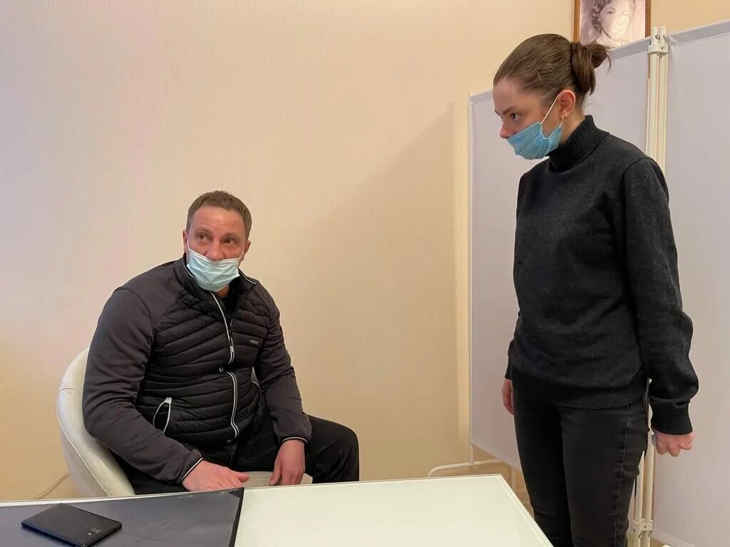 мурадьян владимир юрьевич травматолог, ортопед. изотова наталья врач. шевелев юрий юрьевич лиски. мурадьян владимир юрьевич. травматолог ростов-на-дону.