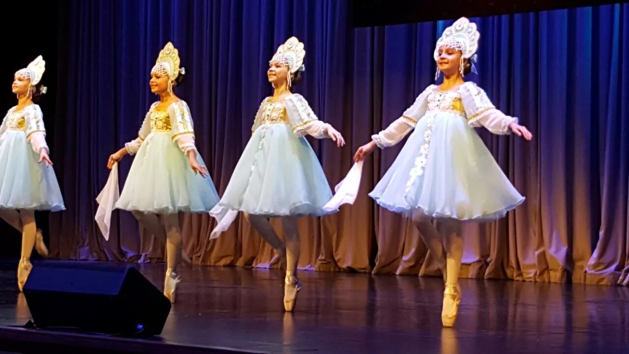 дива танцы новокузнецк. студийный танец. ансамбль дива каменск-уральский. диво танцы. Divadance танцевальная студия спб.